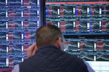 Аналітики прогнозують ціну біткоїна у 300,000–500,000 доларів у 2029 році. Математика каже: ні.
