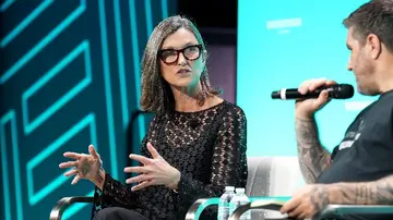 Ark Invest скидає акції Circle майже на 45 мільйонів доларів, оскільки Сенат США ухвалює закон GENIUS