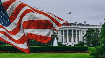 Білий дім підтримує сектор криптовалют! Пропонує рішення щодо дебатів про стейблкойни!