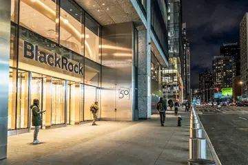 Bitcoin-ETF компанії BlackRock приносить більше доходу, ніж її основний фонд S&P 500