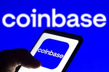 Біткоїн-біржа Coinbase оголосила про те, що внесе три торгові пари альткоїнів на свою платформу спот-трейдингу!