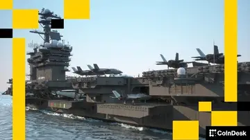 Біткоїн впав у ціні відразу, коли почалася війна між США та Іраном. Через два тижні він перевершує майже все.