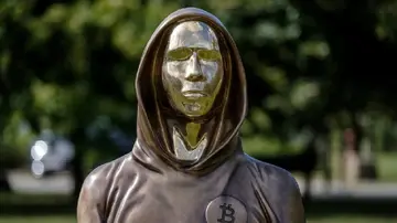 Чи у небезпеці біткоїни Сатоші Накамото? Що станеться, якщо паролі до його гаманців зламають?