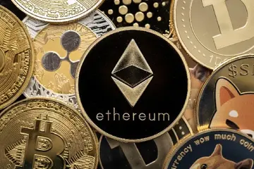 Ціни на ефір знизилися через взяття прибутку, що спричинило збитки