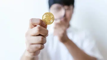 Ефірний кит 0x8c58 продав 9,996 ETH за 25 млн доларів
