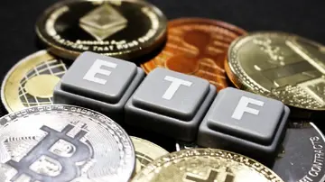 Grayscale та A16z сперечаються з Jane Street та Schwab щодо швидкості крипто ETF