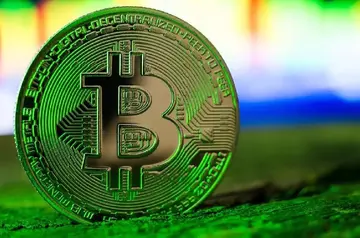 Компанії починають змагання за покупку біткойнів (BTC) – компанія, що торгується на Nasdaq, купить біткойни на суму 1 мільярд доларів