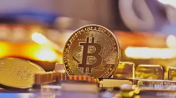 Криптохолод: біткоїн знизився на 2,6% нижче $81K напередодні наступного кроку Уолл-стріт
