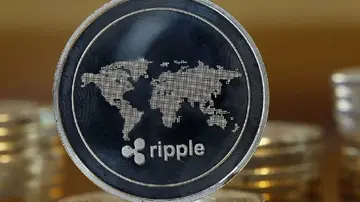Критичний крок на ринку криптовалют: Standard Chartered обирає Ripple (XRP)! Ось деталі