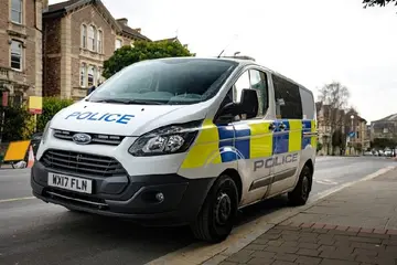 Лондонський П2П рейд: FCA Великої Британії проводить обшуки у восьми незаконних платформах торгівлі в режимі «пір-до-піра»