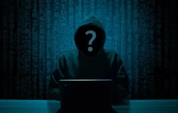 Один з найстаріших альткойнів постраждав від хакерської атаки: хакери створили фейкові транзакції та надіслали їх на біржі.