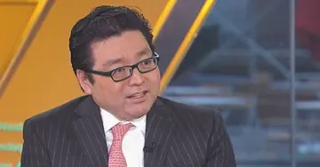 Оптимістичний аналізатор Том Лі стверджує: «Ефір перевершить біткойн», пояснює свої очікування