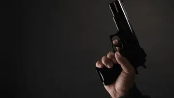 Озброєні злочинці вимагають доступу до криптовалюти у справі про фейкове вторгнення під час доставки їжі