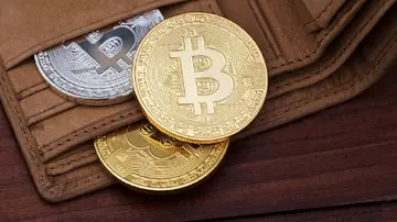 Помилка гаманця Bitcoin дозволила зловмисним серверам викрадати кошти, коли користувачі намагалися прискорити платежі.