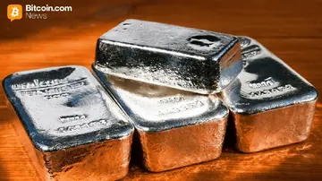 Ралли драгоценных металлов: Серебро превысило $51 в историческом скачке