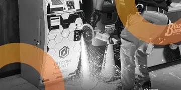 Рік у Bitcoin та крипто-АТМ 2025: Потужні інструменти, шахрайства та заклики до дій