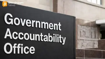 SEC і CFTC прискорюють нагляд за криптовалютами в США, використовуючи тлумачні правила для обходу тривалого процесу розробки правил.