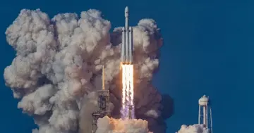 Сем Альтман розглядав можливість покупки конкурента SpaceX, але угоду скасували
