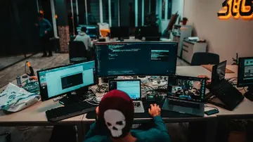 Шахрай потрапив на шахрайство в експлуатації шпигунського чіпа Ledger, втратив майже 5 мільйонів доларів у біткойнах.