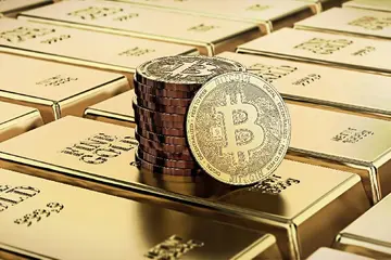 Все внимание на биткойн и золото: на сколько должна вырасти цена BTC, чтобы превысить рыночную капитализацию золота? Вот утопический сценарий