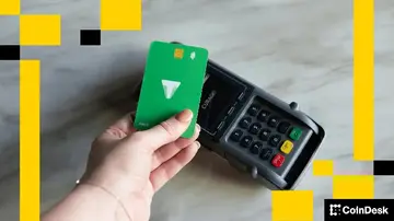 Витрати на крипто-картки досянули 18 мільярдів доларів на рік, оскільки використання стейблкоїнів переходить на повсякденні платежі.