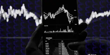 «Втеча бота» підняла токен HYPE до $98 за одну хвилину на Lighter DEX