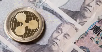 Японські компанії накопичують більше біткоїнів та XRP на фоні падіння йени, повідомляє SBI