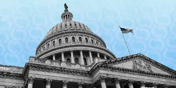 Купол Капітолію США та прапор.